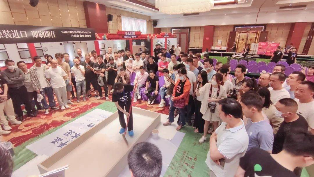 一場(chǎng)發(fā)布會(huì)，展開(kāi)微水泥革命 | 2023萬(wàn)磊廣佛千人行完滿(mǎn)成功