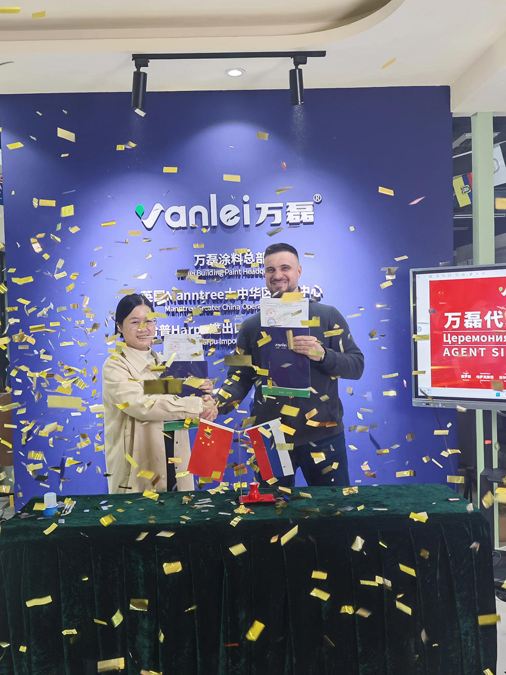 一天簽下七國代理！開啟俄羅斯市場大跨越！