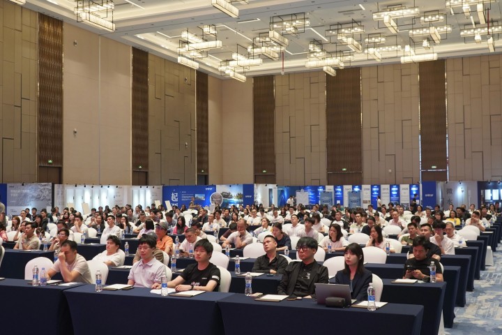 一場發(fā)布會，一場千人狂歡嘉年華 | 2025萬磊廣佛千人行完滿成功