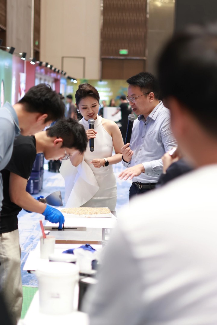 一場發(fā)布會，一場千人狂歡嘉年華 | 2025萬磊廣佛千人行完滿成功